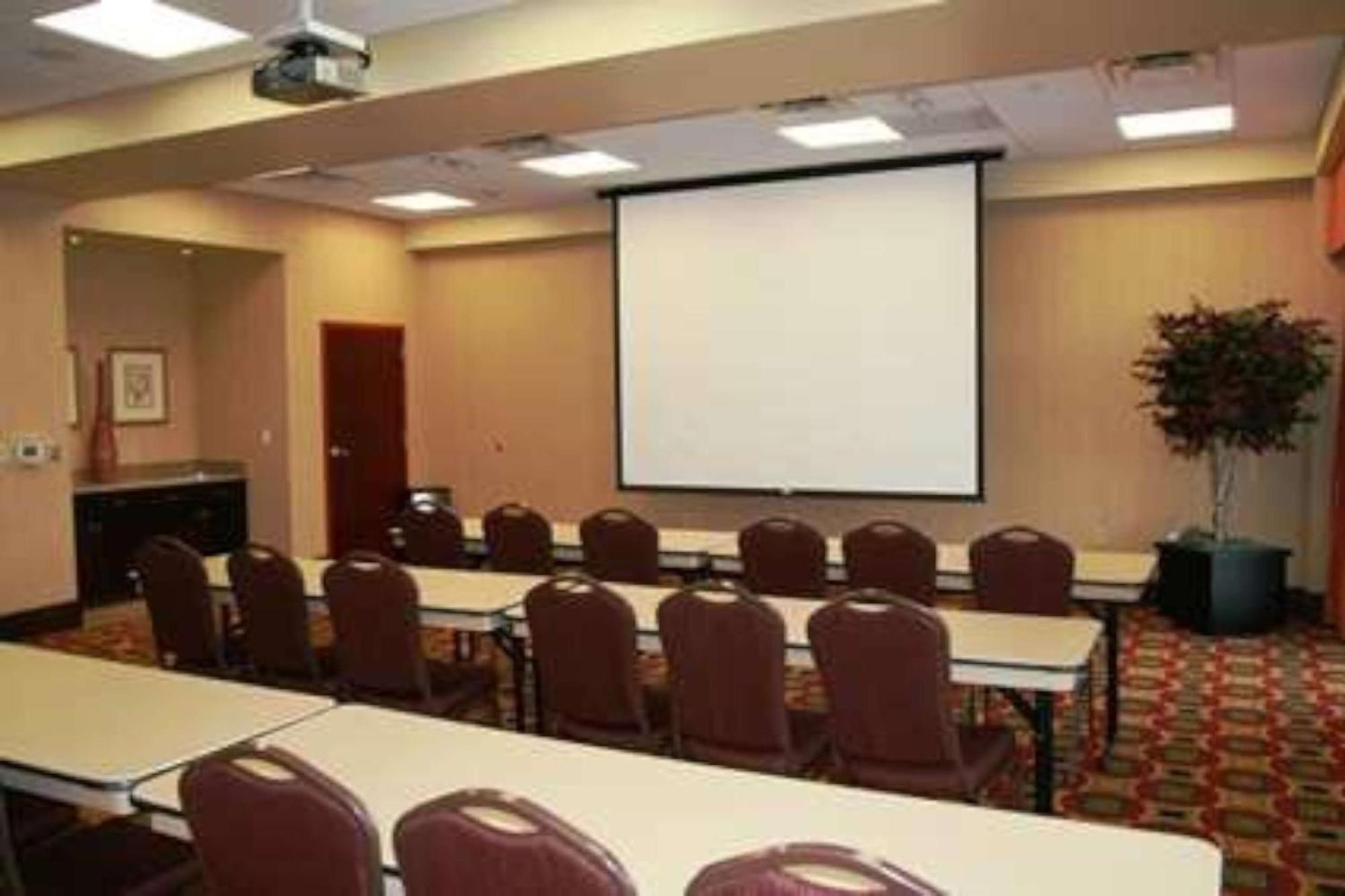 Hampton Inn And Suites Woodstock, Virginia Екстер'єр фото