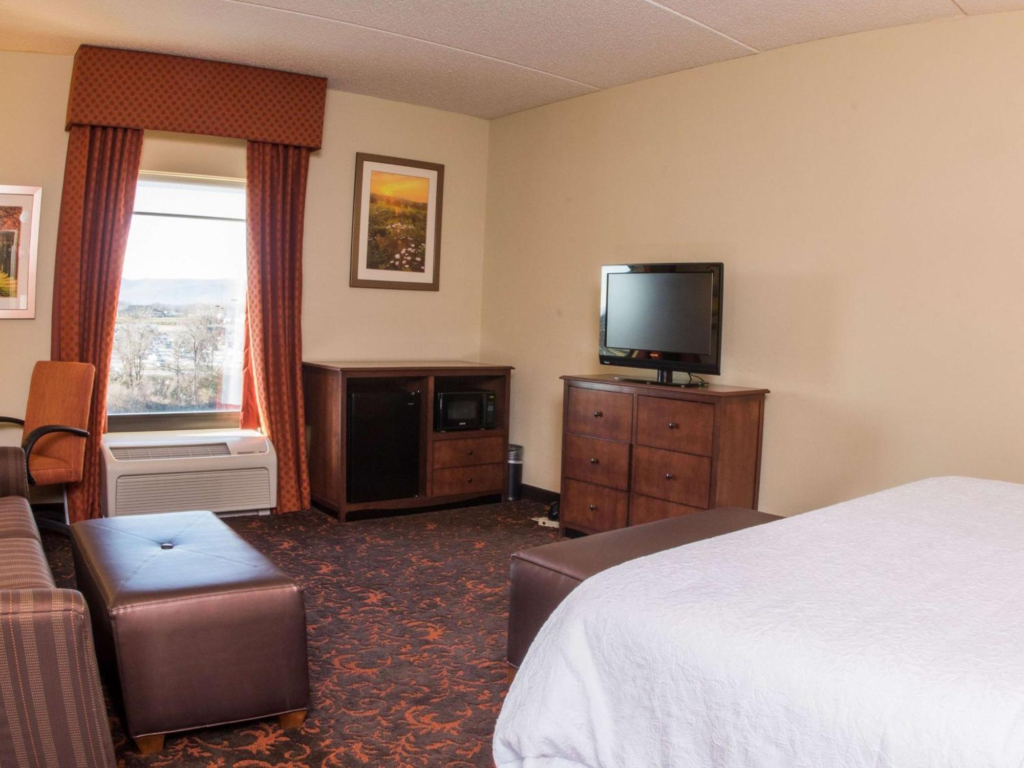 Hampton Inn And Suites Woodstock, Virginia Екстер'єр фото