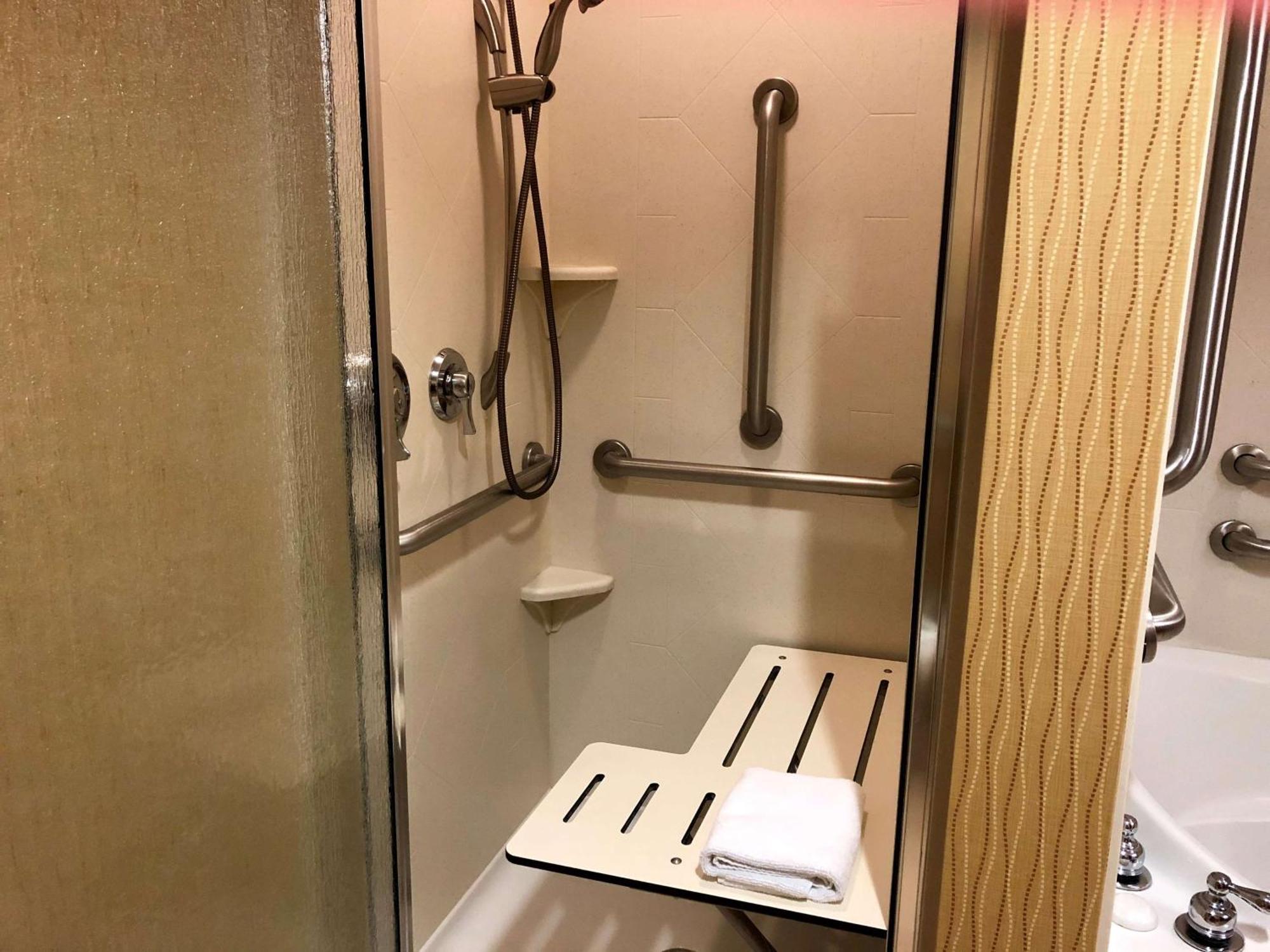 Hampton Inn And Suites Woodstock, Virginia Екстер'єр фото