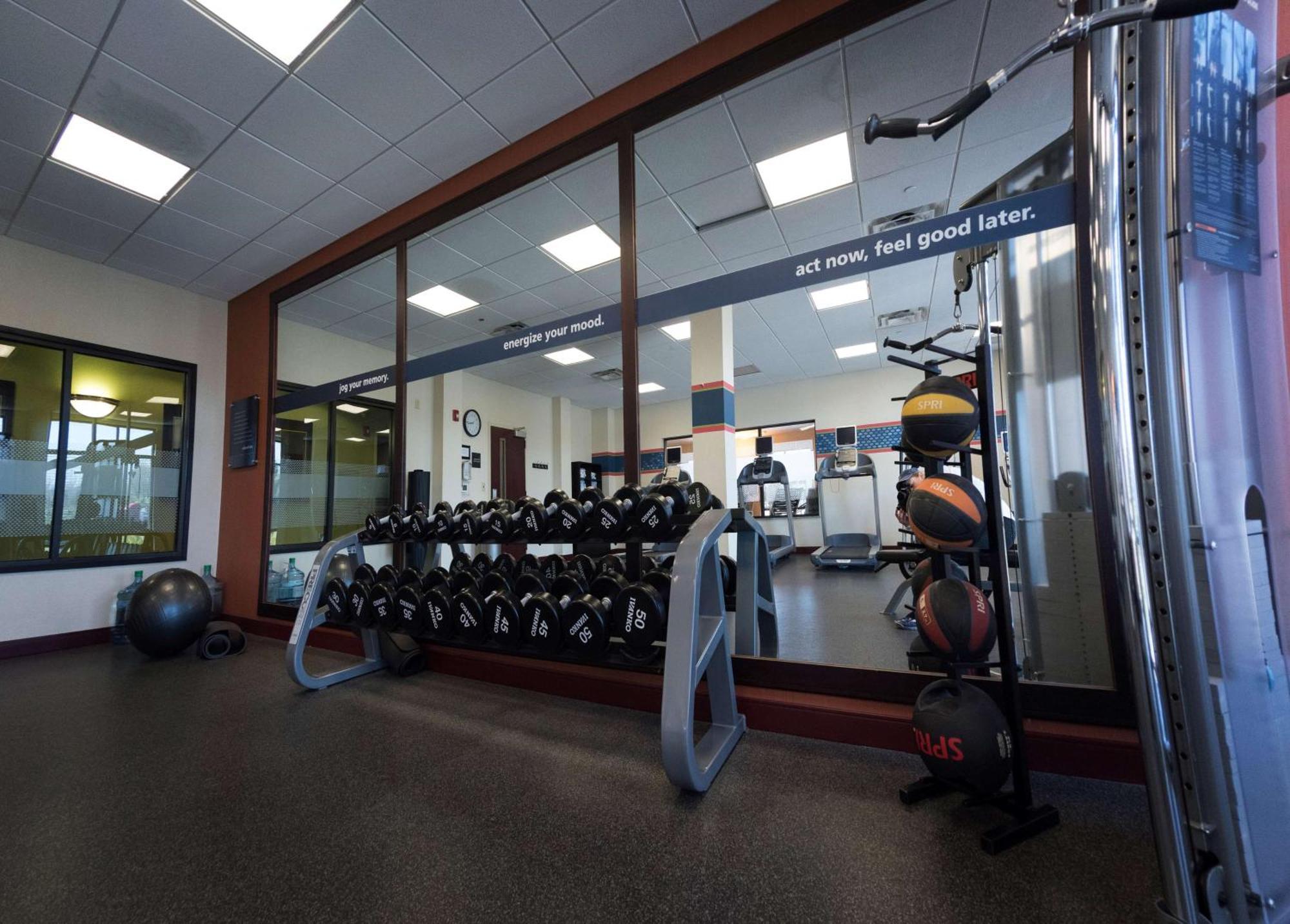 Hampton Inn And Suites Woodstock, Virginia Екстер'єр фото