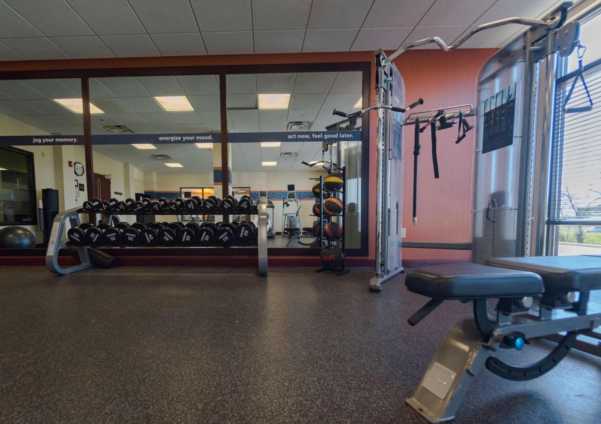 Hampton Inn And Suites Woodstock, Virginia Екстер'єр фото