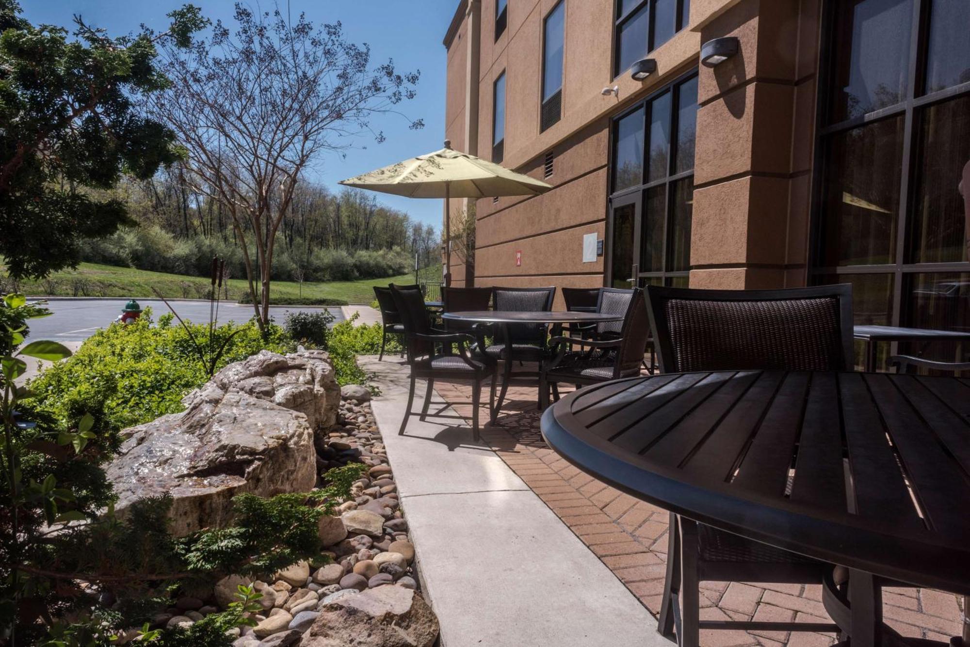 Hampton Inn And Suites Woodstock, Virginia Екстер'єр фото