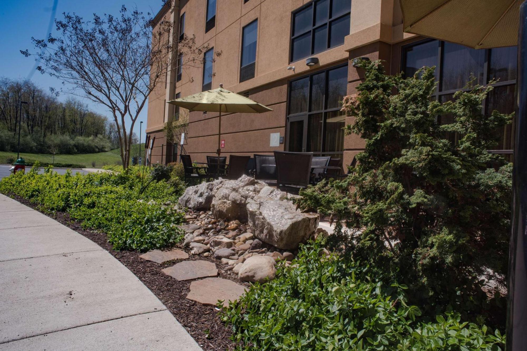 Hampton Inn And Suites Woodstock, Virginia Екстер'єр фото